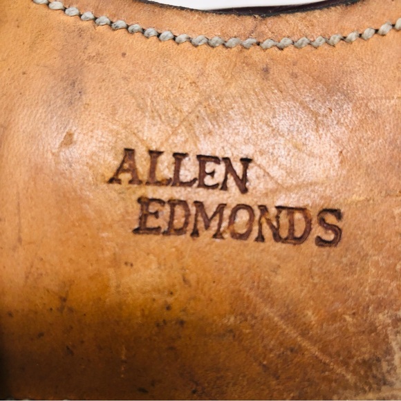 Allen Edmonds Saratoga Burgundy Leather Tasseled Loafers main image 14